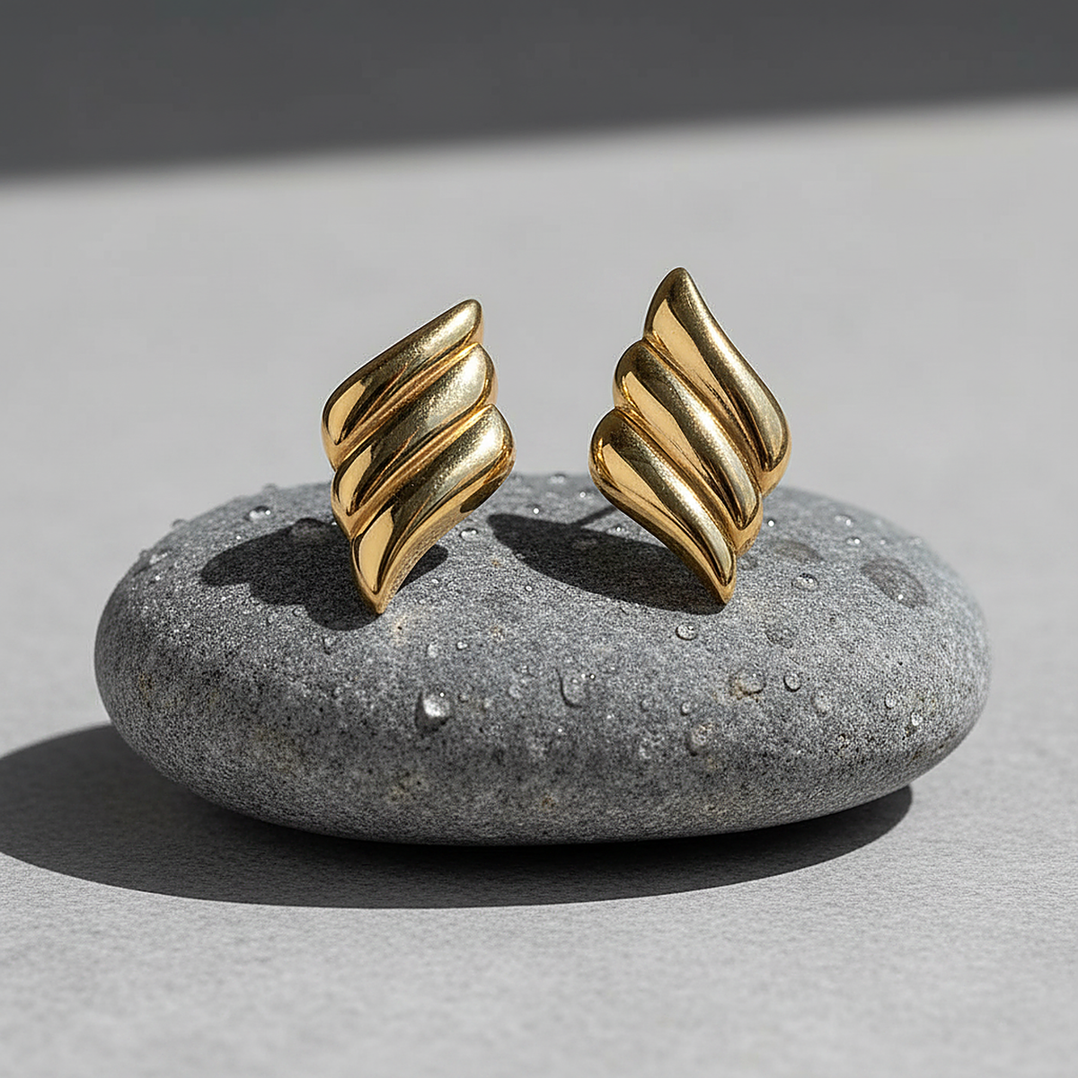 Doria Gold Earrings