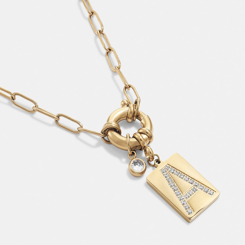 Collier pendentif initial pavé avec chaîne trombone  