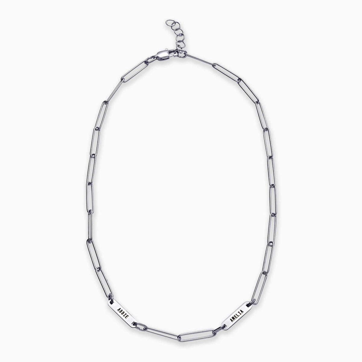 Collana con fermaglio e nomi personalizzati