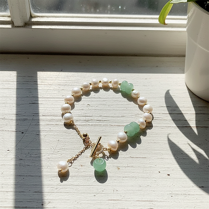 Selene-Perlenarmband