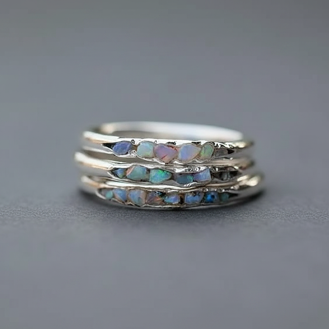 Anello in argento a strati vintage con pietre blu