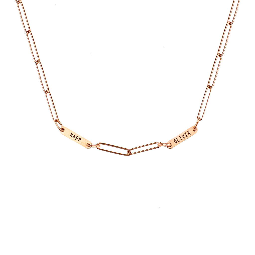 Collana con fermaglio e nomi personalizzati