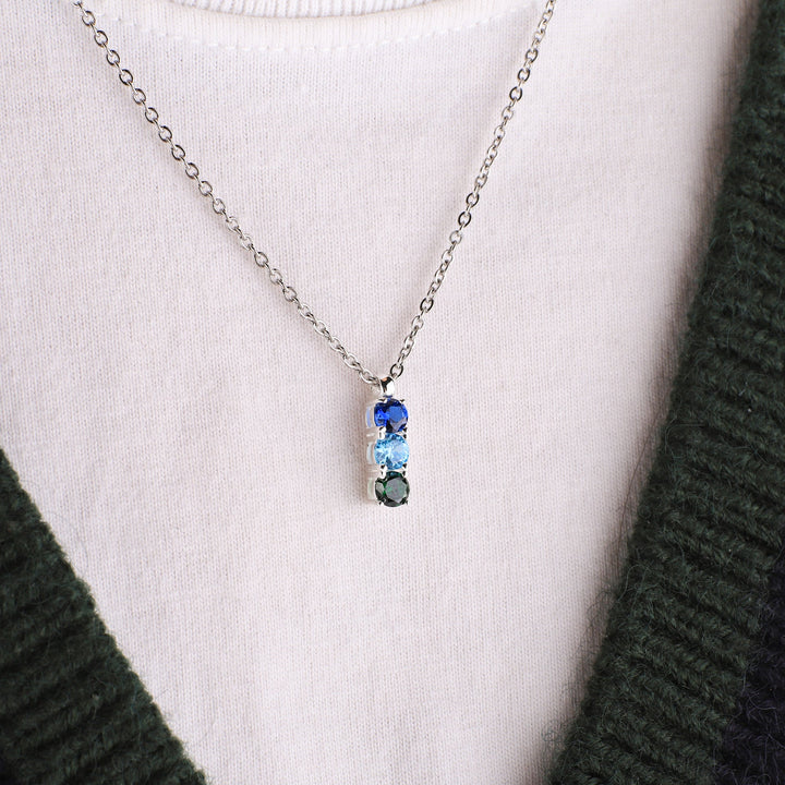 Collana con pietra portafortuna di famiglia