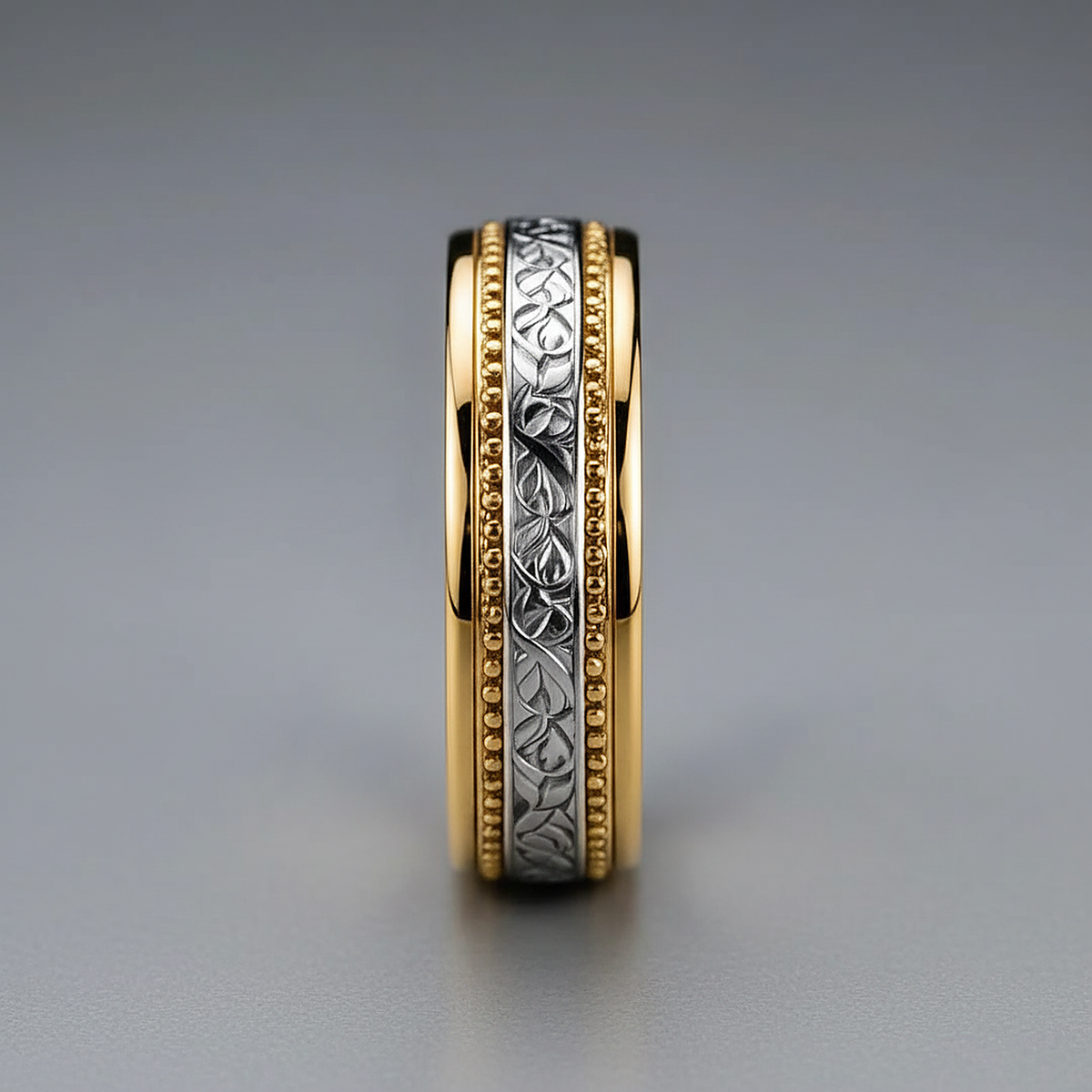 Anillo dorado Reverie