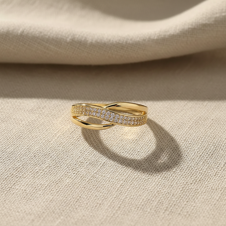 Lucine Zirconia Ring