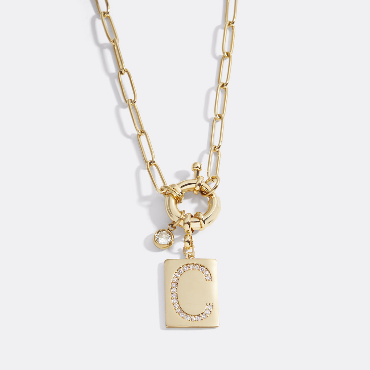Collier pendentif initial pavé avec chaîne trombone  