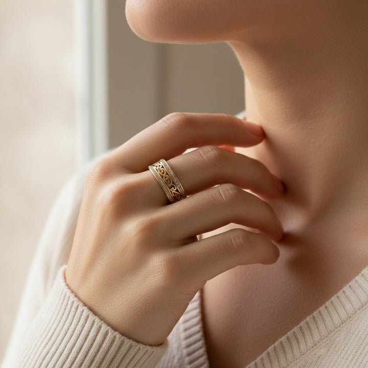 Anillo Liviana dorado