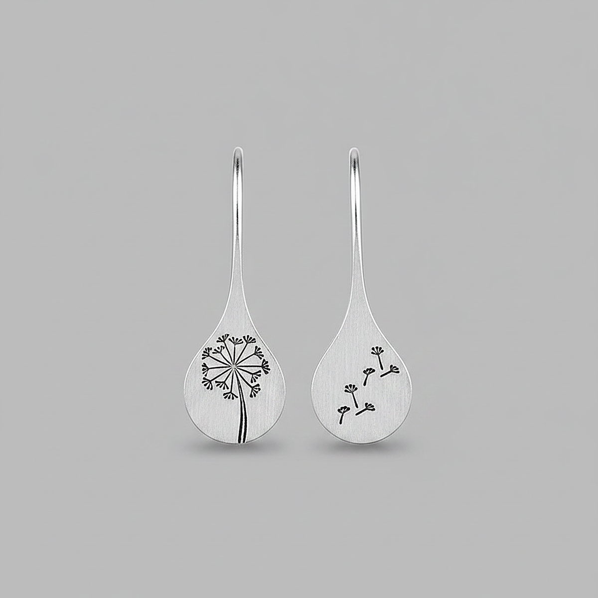 Boucles d'Oreilles Vintage Fleur Argentée