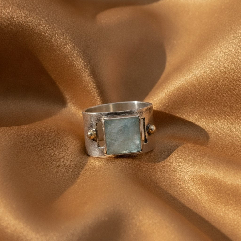 Nova Moonstone Ring