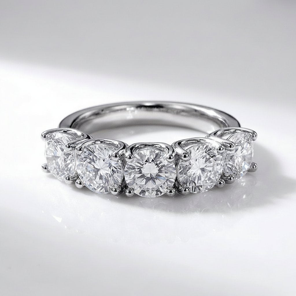Anel Solveig com diamante