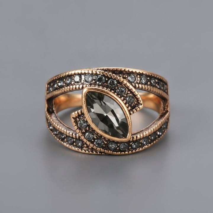 Maren Crystal Ring