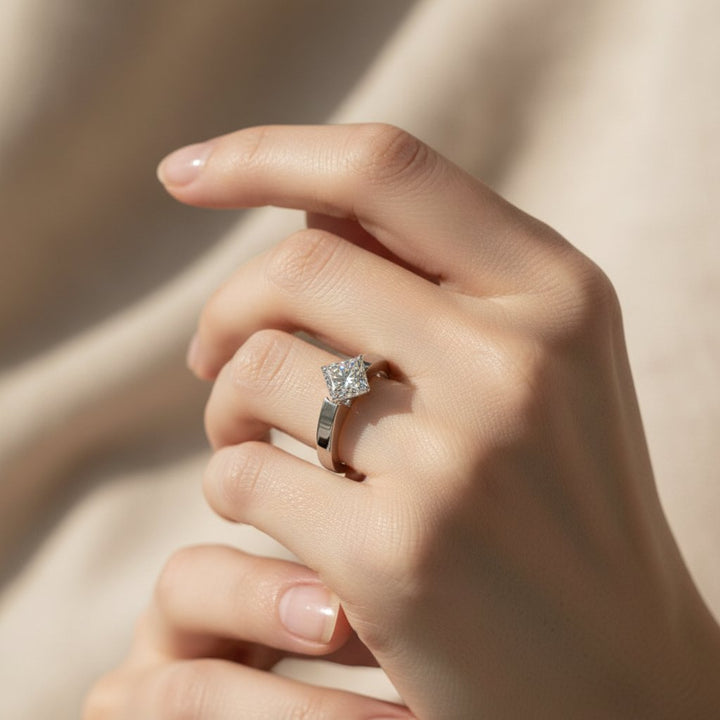 Suri Zirconia Ring