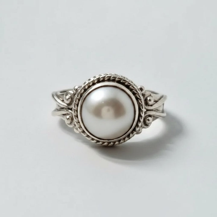 Noor Pearl Ring