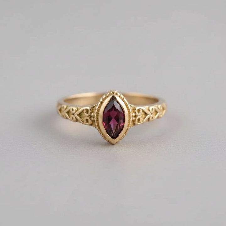 Zaria Gold Ring
