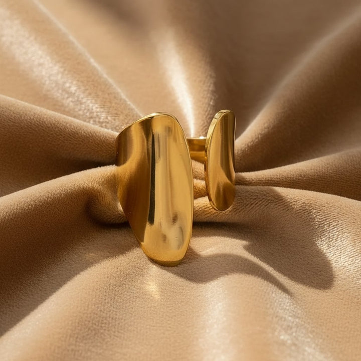 Amelie Gold Ring