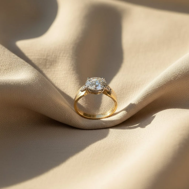 Lucine Crystal Ring