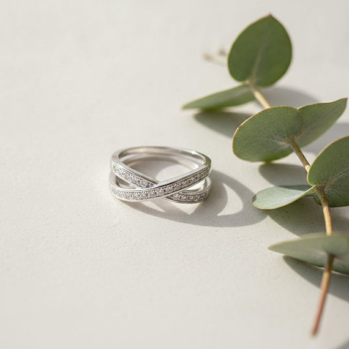 Marguerite Classic Ring