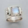 Anello Lucienne in pietra di luna