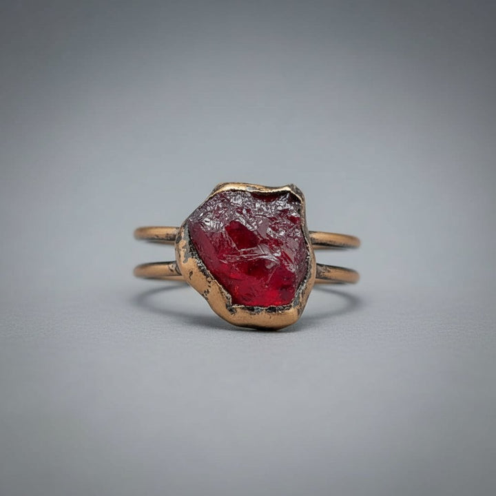 Zaria Garnet Ring