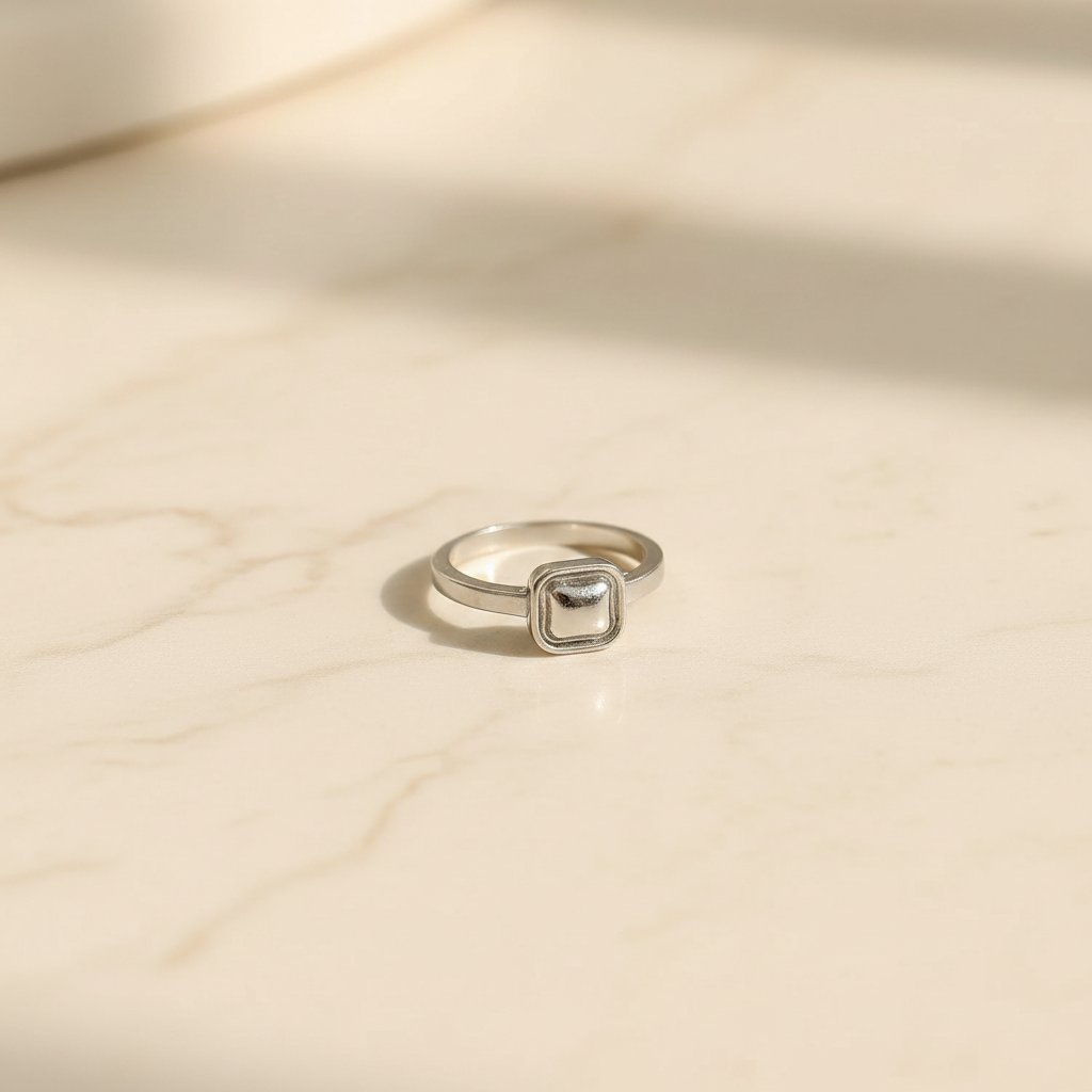 Bijou Crystal Ring