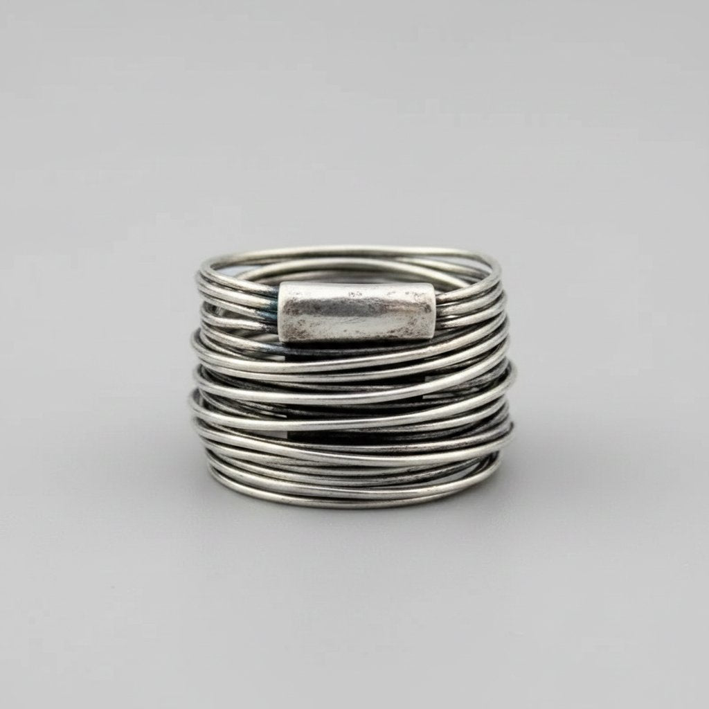 Eowyn Minimalist Ring
