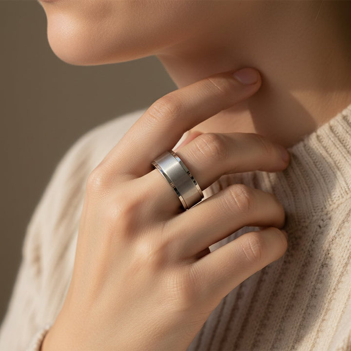 Doria Minimalist Ring