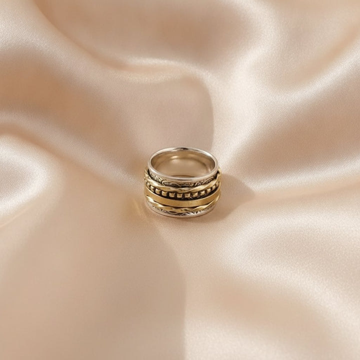 Liviana Vintage Ring