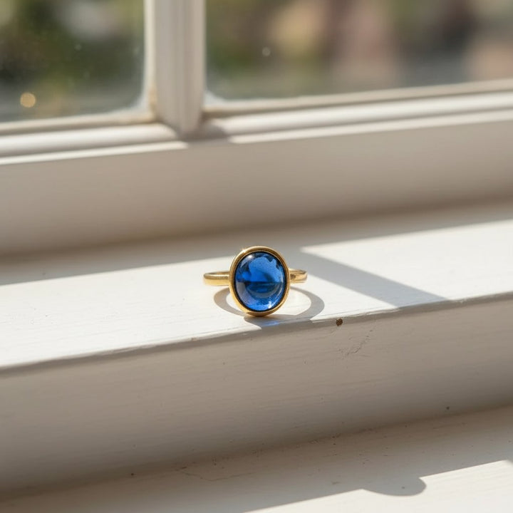 Pia Sapphire Ring