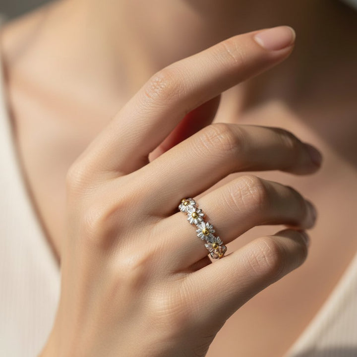 Fiora Ring
