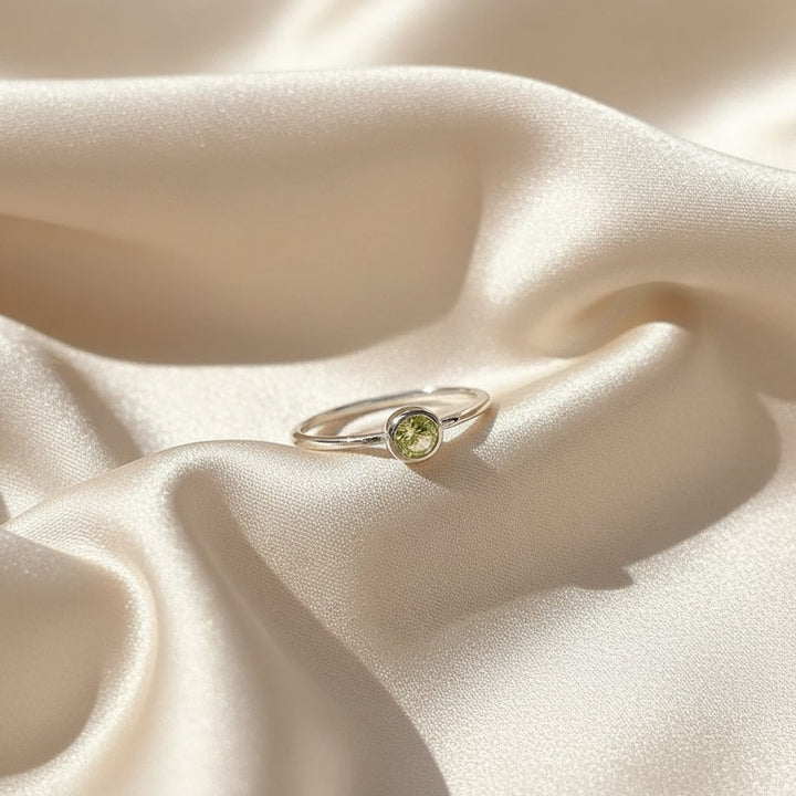 Anillo Lioria de peridoto