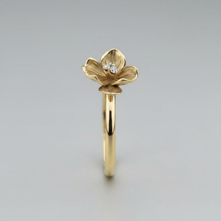 Sidonie Crystal Ring