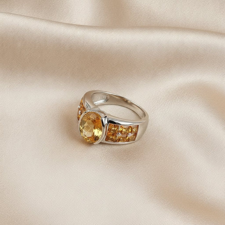 Vionnet Crystal Ring