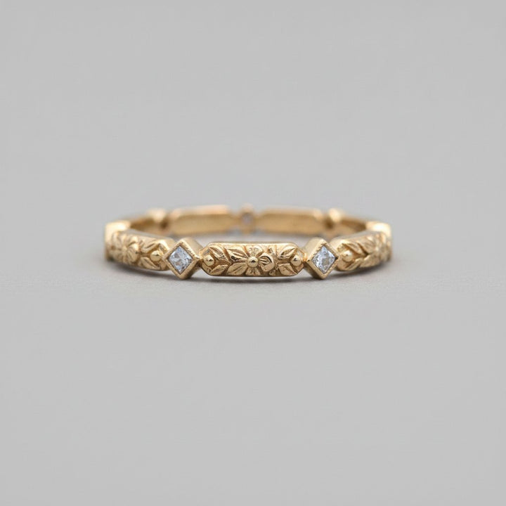 Zelie Gold Ring