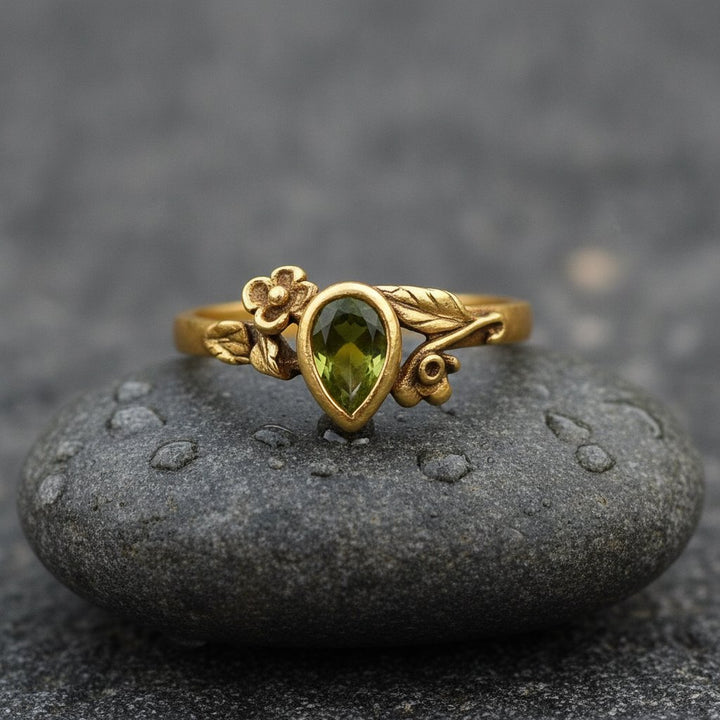 Zelie Gold Ring