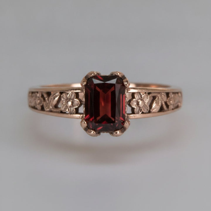 Vesper Gold Ring