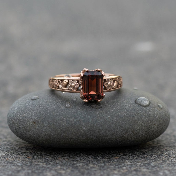 Vesper Gold Ring