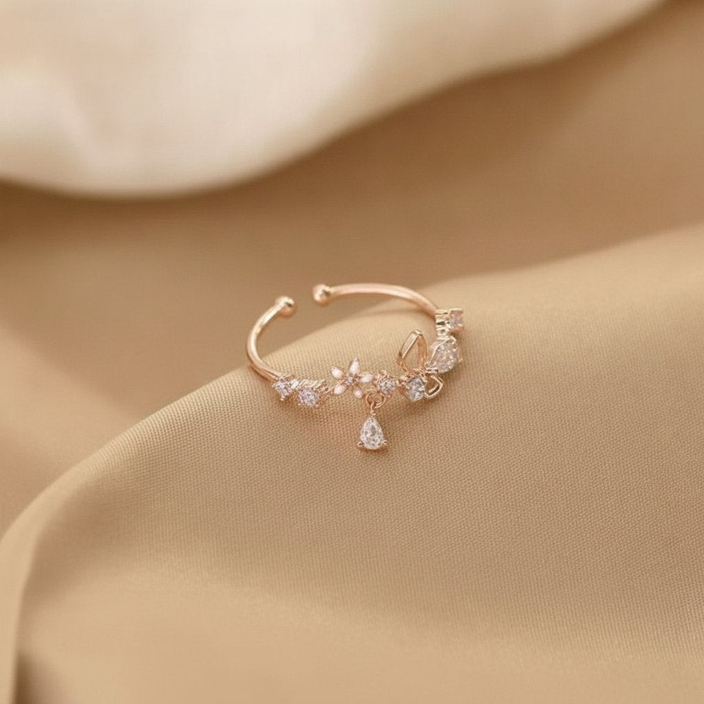 Nerine Gold Ring