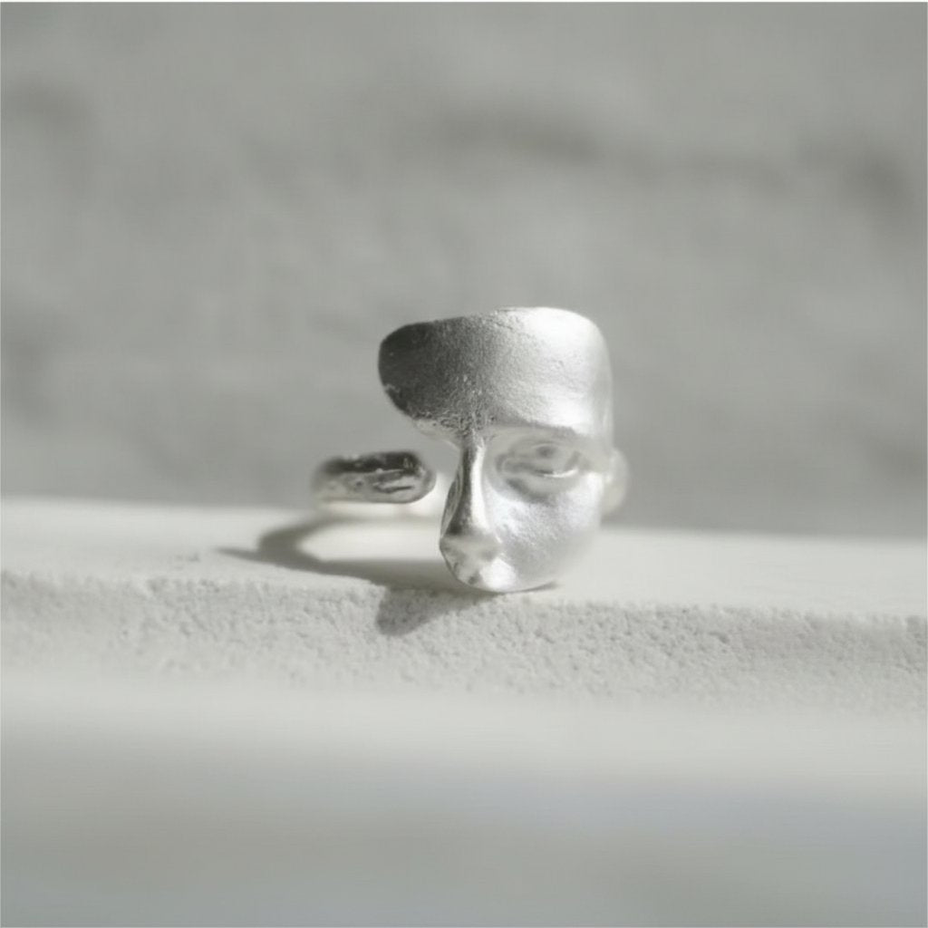 Capucine Silver Ring
