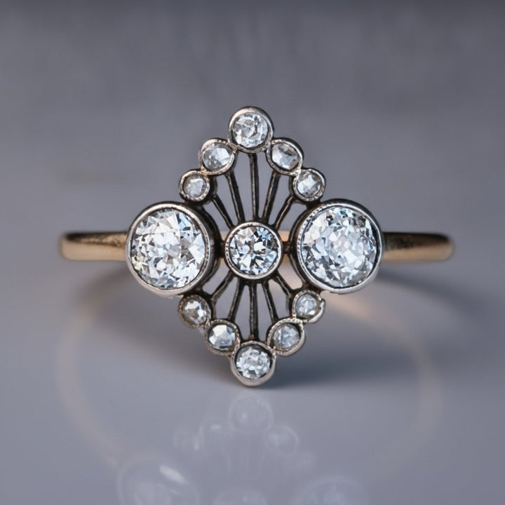 Hespera Crystal Ring