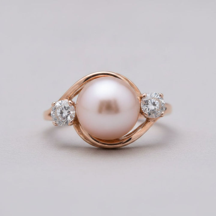 Selene Pearl Ring