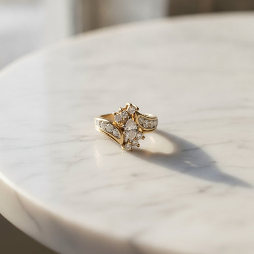 Ambre-Zirkonia-Ring