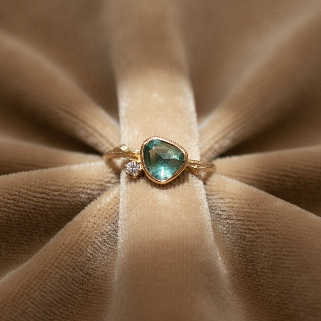 Ninon Crystal Ring