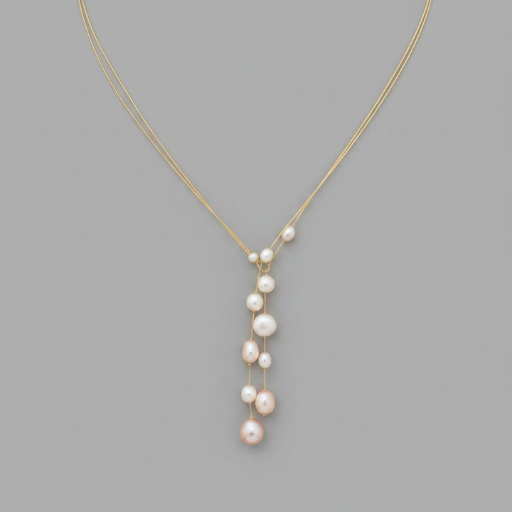 Kira Pearl Necklace