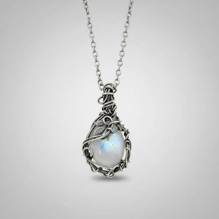 Colar com pendente Isolde Moonstone