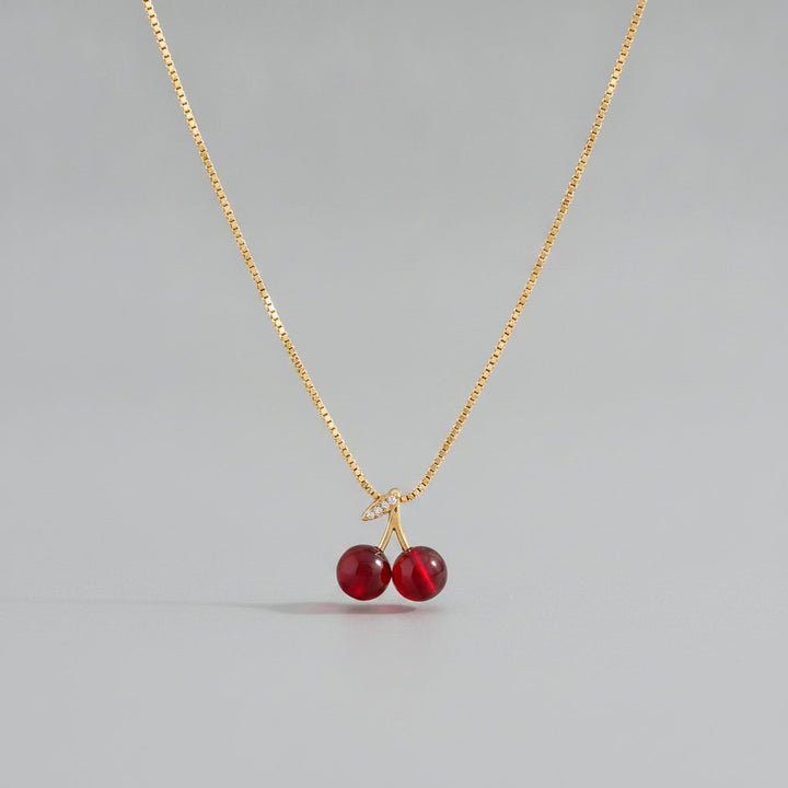 Sidonie Pendant Necklace