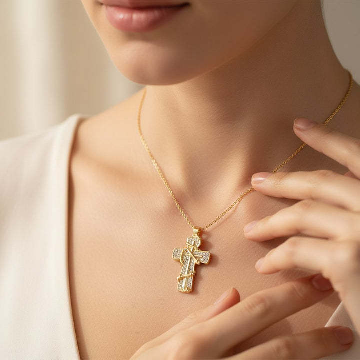 Bela Crystal Necklace