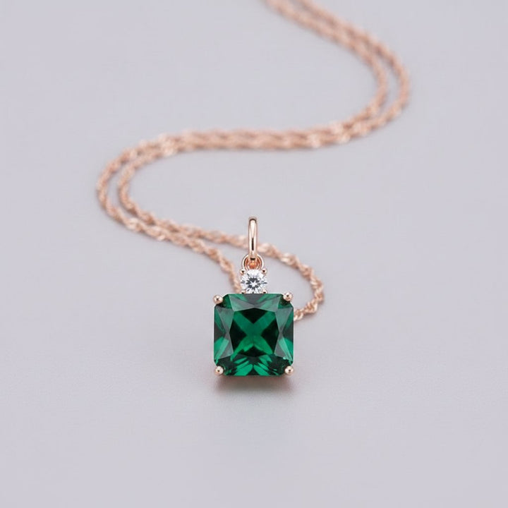 Jolie Crystal Necklace