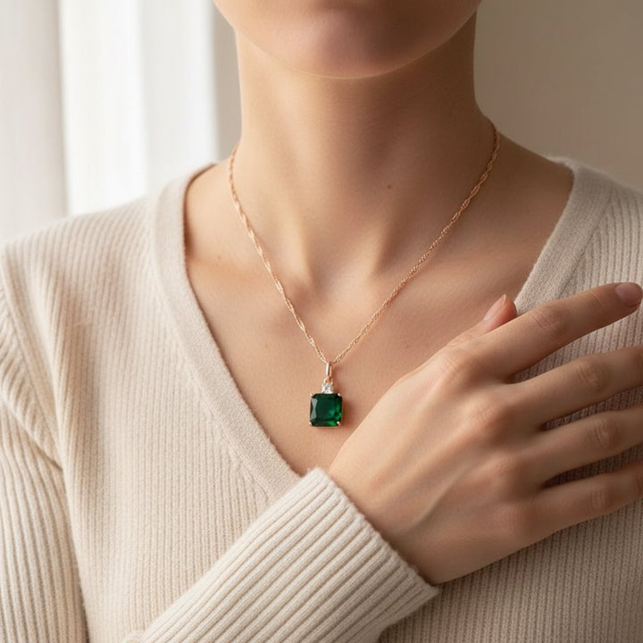 Jolie Crystal Necklace