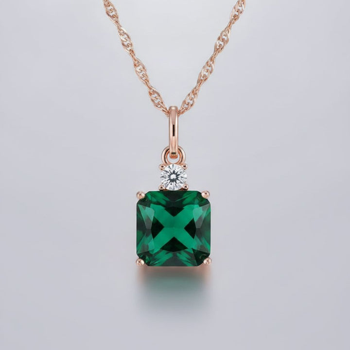 Delphine Necklace