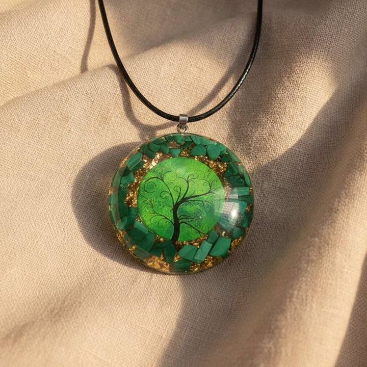 Delphine Necklace